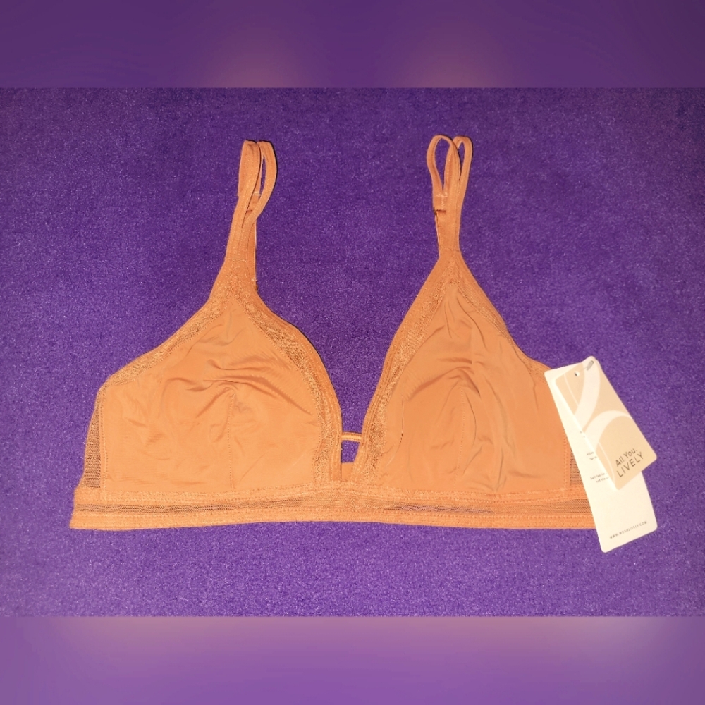 All.You.LIVELY no wire bra size L